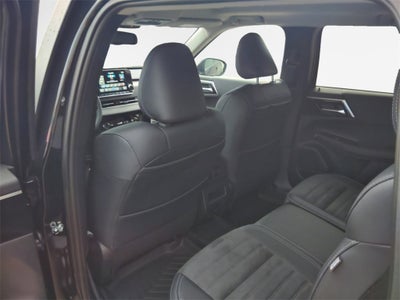 2025 Mitsubishi Outlander PHEV SE