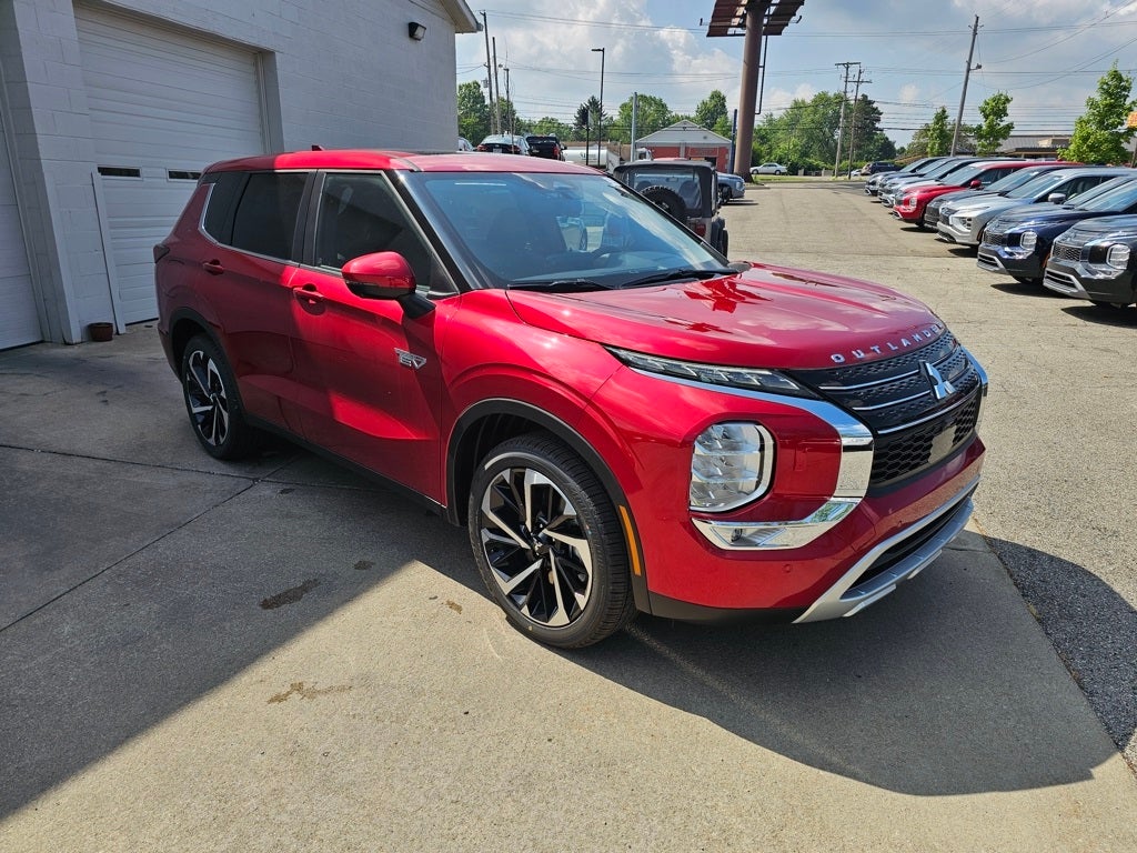 2025 Mitsubishi Outlander PHEV SE