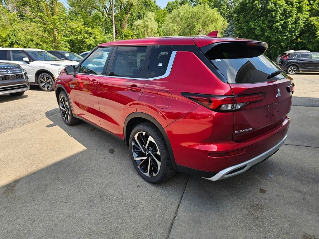 2025 Mitsubishi Outlander PHEV SE