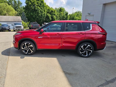2025 Mitsubishi Outlander PHEV SE