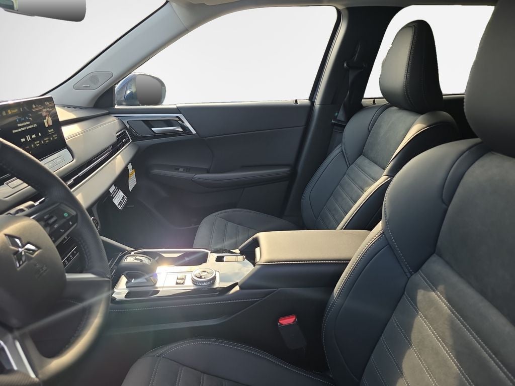 2026 Mitsubishi Outlander PHEV SE