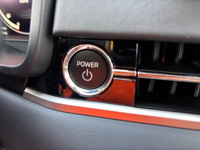 2025 Mitsubishi Outlander PHEV SEL