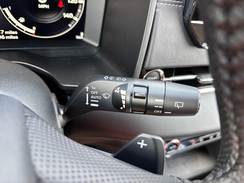 2025 Mitsubishi Outlander PHEV SEL