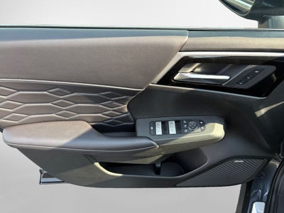 2026 Mitsubishi Outlander PHEV SEL