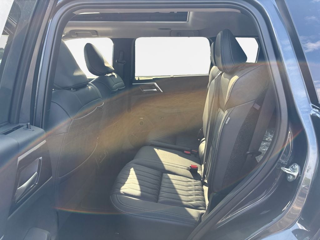2026 Mitsubishi Outlander PHEV SEL