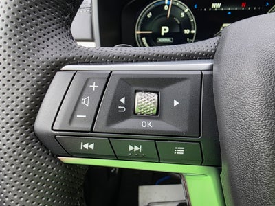 2025 Mitsubishi Outlander PHEV SEL