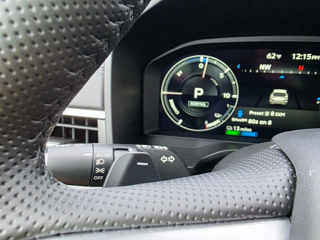 2025 Mitsubishi Outlander PHEV SEL