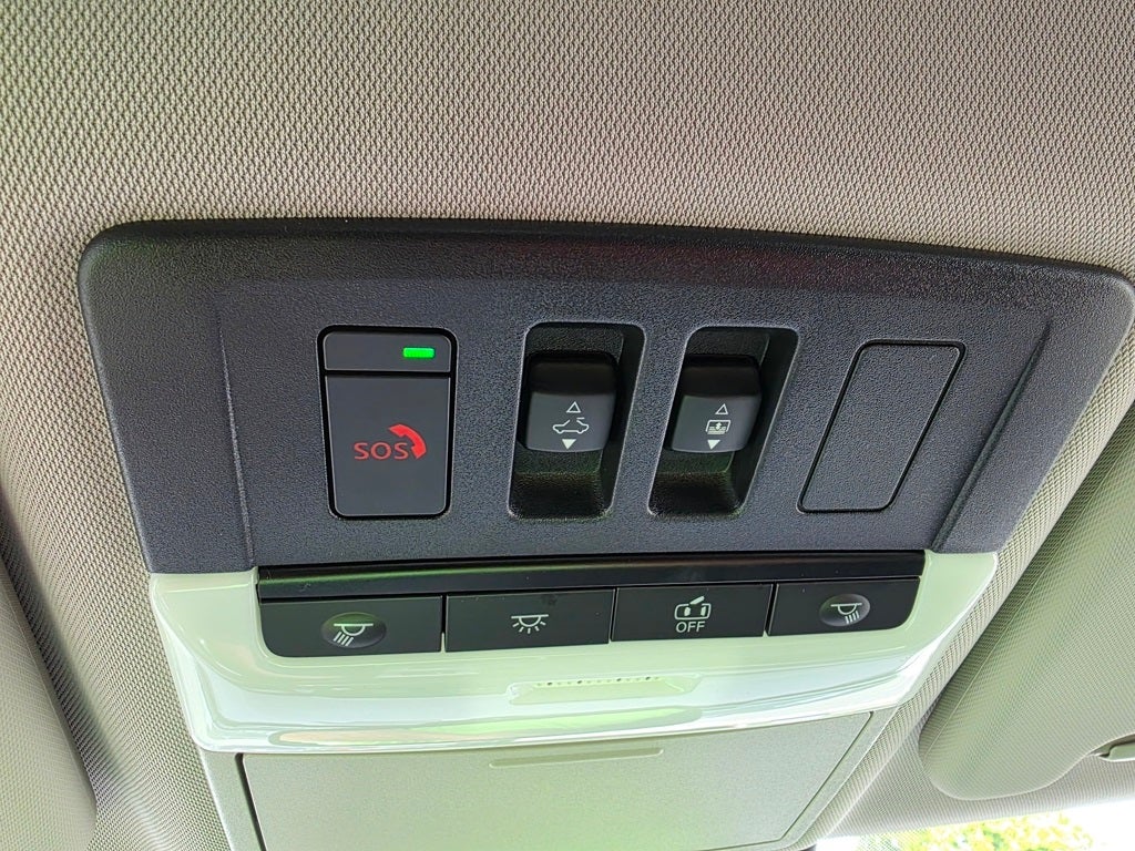 2025 Mitsubishi Outlander PHEV SEL